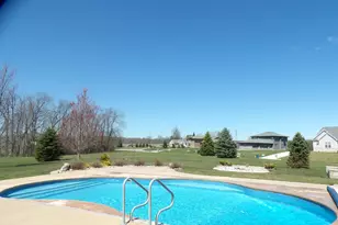 2776 W Hogan Ave, La Porte, IN 46350 - Photo 48