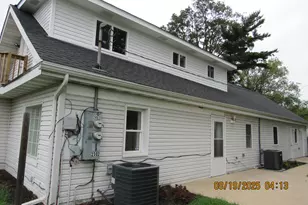 2302 W 37th Ave, Hobart, IN 46342 - Photo 2