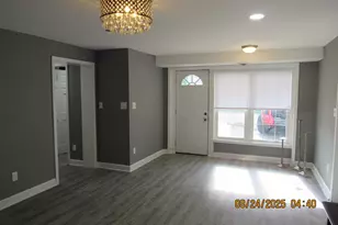 2302 W 37th Ave, Hobart, IN 46342 - Photo 10