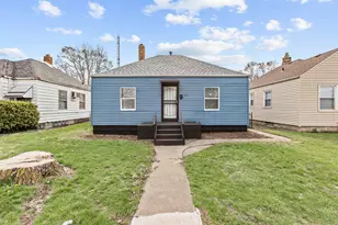 621 Burr St, Gary, IN 46406 - Photo 2