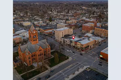 816 Lincolnway, La Porte, IN 46350 - Photo 6