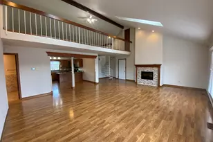 5050 Spinnaker Ln, Crown Point, IN 46307 - Photo 2