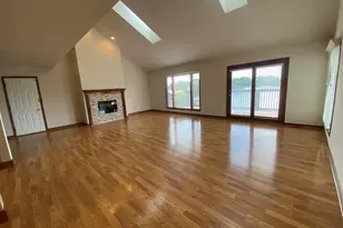 5050 Spinnaker Ln, Crown Point, IN 46307 - Photo 4