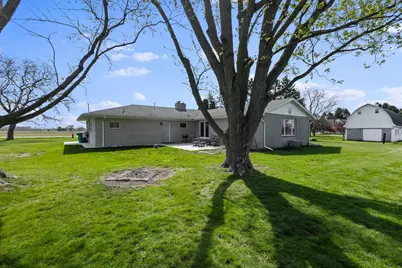 56915 Tulip Road, New Carlisle, IN 46552 - Photo 18