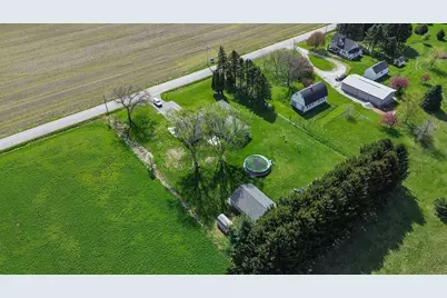 56915 Tulip Road, New Carlisle, IN 46552 - Photo 6