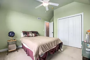 272 White Tail Ct, Hobart, IN 46342 - Photo 26