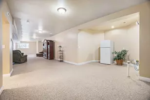 272 White Tail Ct, Hobart, IN 46342 - Photo 30