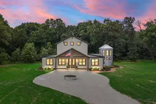 548 E 1400 S, Kouts, IN 46347 - Photo 92