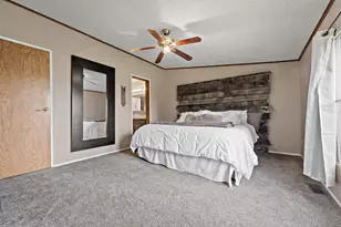 548 E 1400 S, Kouts, IN 46347 - Photo 116