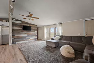 548 E 1400 S, Kouts, IN 46347 - Photo 118