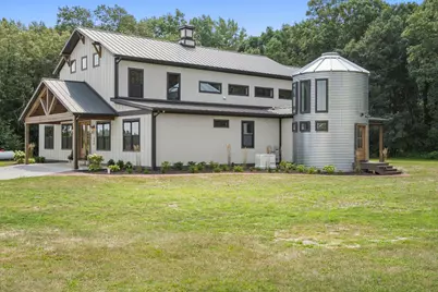 548 E 1400 S, Kouts, IN 46347 - Photo 6