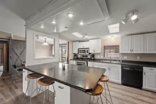 548 E 1400 S, Kouts, IN 46347 - Photo 120