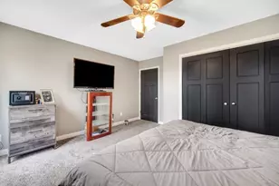 809 W 126th Ct, Crown Point, IN 46307 - Photo 16