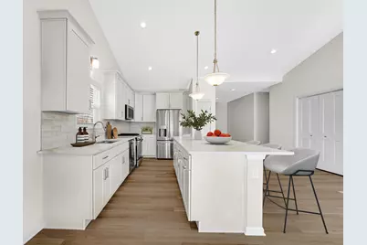 2310 Redwood Lane, Chesterton, IN 46304 - Photo 8