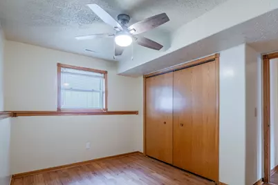 7922 Bracken Parkway, Hobart, IN 46342 - Photo 16