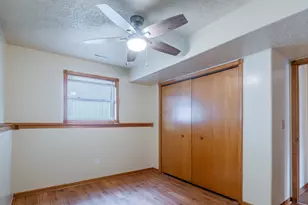 7922 Bracken Pkwy, Hobart, IN 46342 - Photo 16