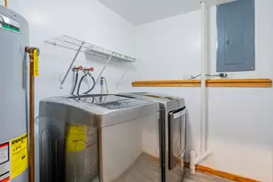 7922 Bracken Pkwy, Hobart, IN 46342 - Photo 18