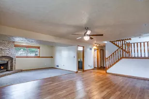 7922 Bracken Pkwy, Hobart, IN 46342 - Photo 6