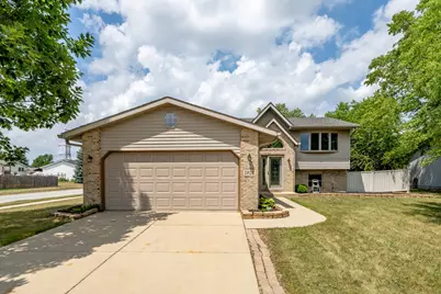 7922 Bracken Parkway, Hobart, IN 46342 - Photo 2