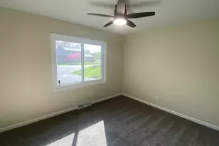 4311 Hogan Ct, Crown Point, IN 46307 - Photo 28