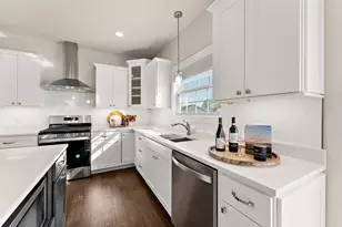 2116 Redwood Ln, Chesterton, IN 46304 - Photo 8