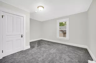 411 E St, La Porte, IN 46350 - Photo 22