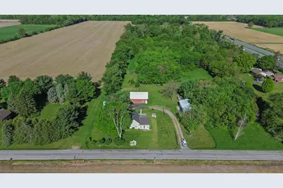 56611 Tulip Road, New Carlisle, IN 46552 - Photo 2