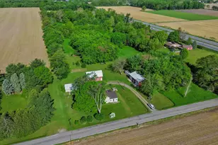 56611 Tulip Rd, New Carlisle, IN 46552 - Photo 4