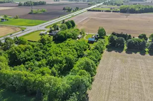 56611 Tulip Rd, New Carlisle, IN 46552 - Photo 6