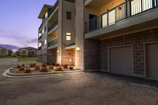 2034 W 75th Pl, Merrillville, IN 46410 - Photo 6