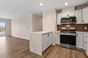 2034 W 75th Pl, Merrillville, IN 46410 - Photo 14