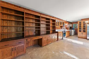 208 E Chicago St, Valparaiso, IN 46383 - Photo 14