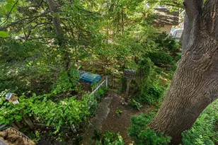 208 E Chicago St, Valparaiso, IN 46383 - Photo 30