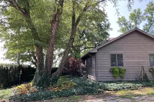 15301 W Clark St, Rensselaer, IN 47978 - Photo 6