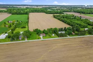 56729 Tulip Rd, New Carlisle, IN 46552 - Photo 10