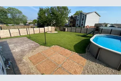 4091 W 76th Lane, Merrillville, IN 46410 - Photo 2