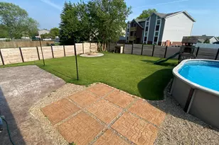 4091 W 76th Ln, Merrillville, IN 46410 - Photo 2