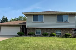 4091 W 76th Ln, Merrillville, IN 46410 - Photo 82