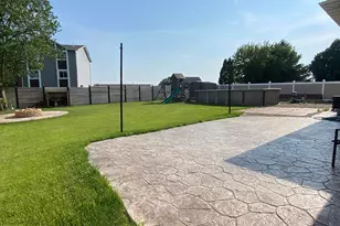 4091 W 76th Ln, Merrillville, IN 46410 - Photo 18