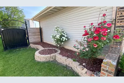 4091 W 76th Lane, Merrillville, IN 46410 - Photo 14