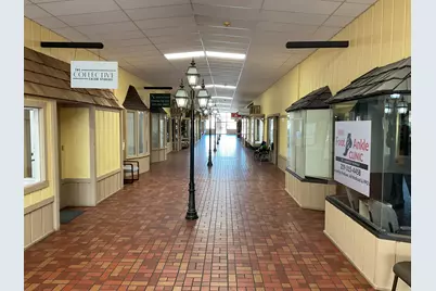 1650 45th Street #2 D&e, Munster, IN 46321 - Photo 4