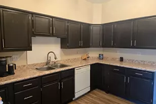 1300 Winding Ridge Ln, Valparaiso, IN 46383 - Photo 6