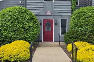 1300 Winding Ridge Ln, Valparaiso, IN 46383 - Photo 2