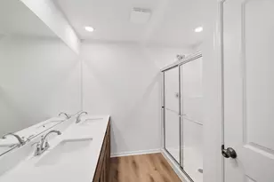 6195 Lakewood Ave, Portage, IN 46368 - Photo 18