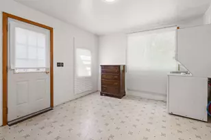 249 N Liberty St, Hobart, IN 46342 - Photo 12