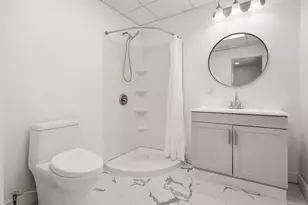 249 N Liberty St, Hobart, IN 46342 - Photo 18