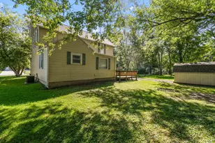 249 N Liberty St, Hobart, IN 46342 - Photo 26