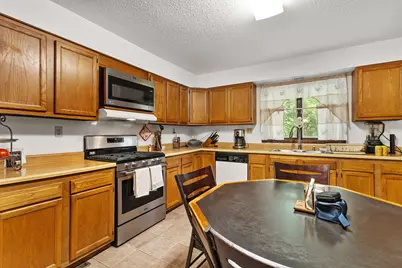 8786 N 100 W, Wheatfield, IN 46392 - Photo 16