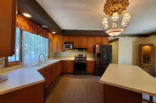 407 N 3rd St, Kentland, IN 47951 - Photo 18