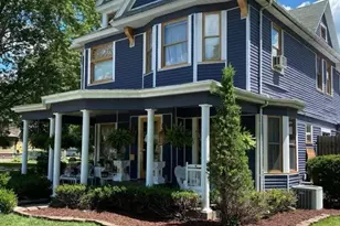 407 N 3rd St, Kentland, IN 47951 - Photo 4